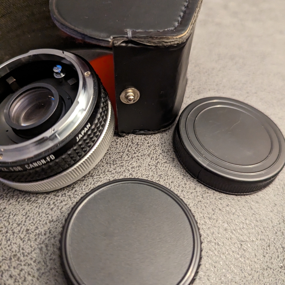 Camera lens - Picture 2 of 3